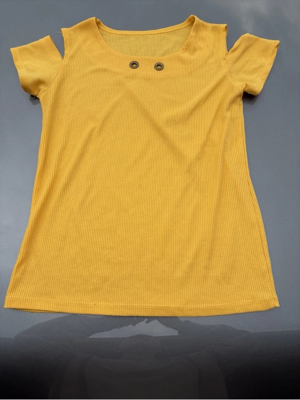 Women’s Yellow off the shoulder/Cold-Shoulder Ribbed Top